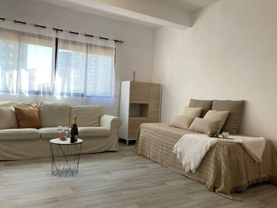 Coqueto apartamento de Playa con Piscina y Terraza Valencia Exterior foto